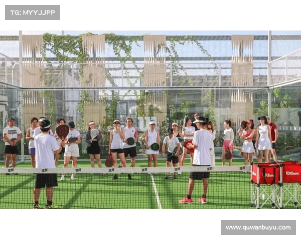 网球比赛选手入场仪式的魅力与影响力解析:从场地到观众的全方位体验 网球比赛选手入场仪式的魅力与影响力解析:从场地到观众的全方位体验